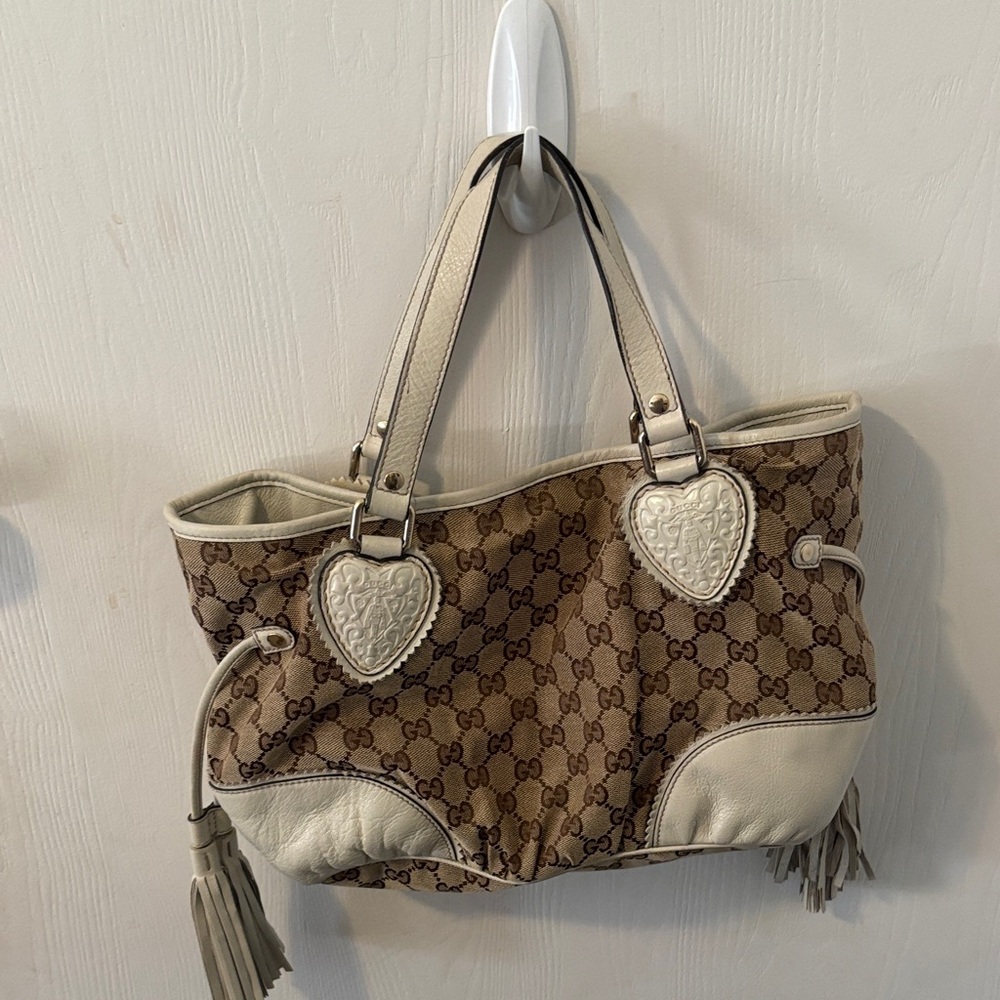 Gucci Brown and Cream Heart Accent Tote - Picture 2 of 11